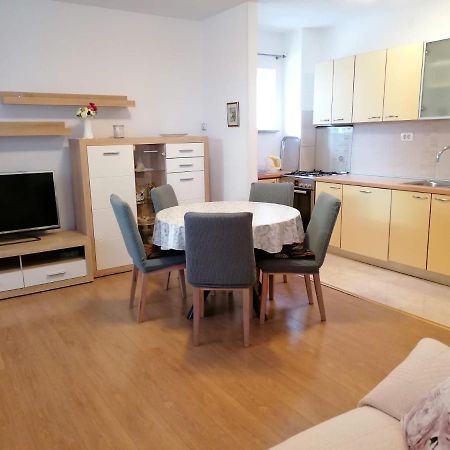 Guest House Lucija ماكارسكا المظهر الخارجي الصورة